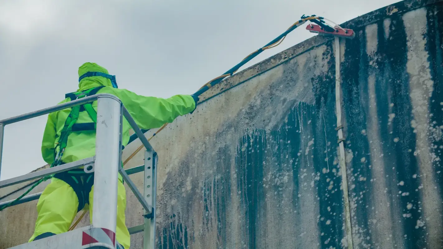 ซ่อมแซมและปรับปรุงผนังภายนอกอาคาร